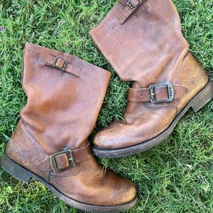 FRYE Veronica Short Boots, Size 8 1/2 B